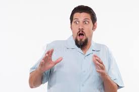 Mudar de direção ao avistar viatura policial não justifica abordagem, entende STJ.